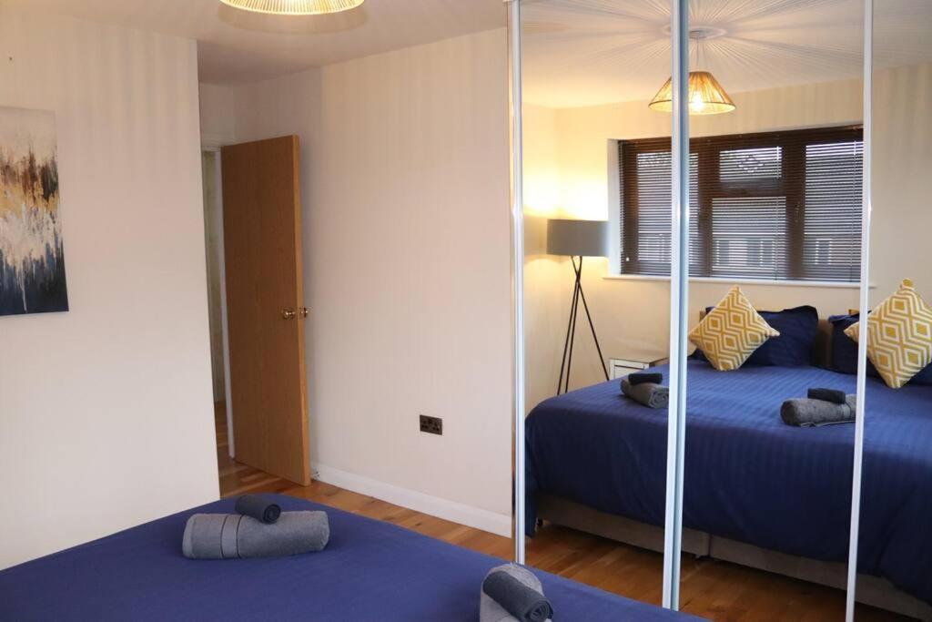 Cosy 3 Bedroom 2 Bathroom House With Parking Sheldon (West Midlands)